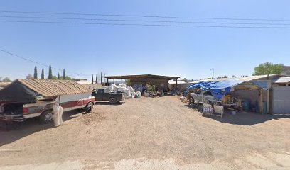 Negocio Desponchadora Y Gasolinera Los Pollos